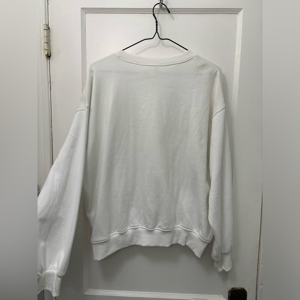 NWT H&M White Crewneck Sweatshirt - Picture 5 of 5